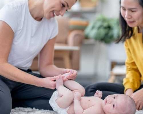 Taking care of Baby by Postpartum Doula Expert at Night Nite babies | Atlanta Postpartum Doula Support